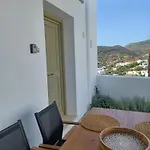 Aerie * Skyros